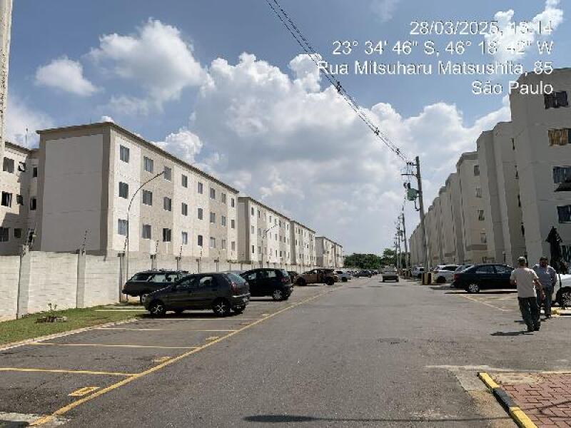 LOTE 575 Apartamento